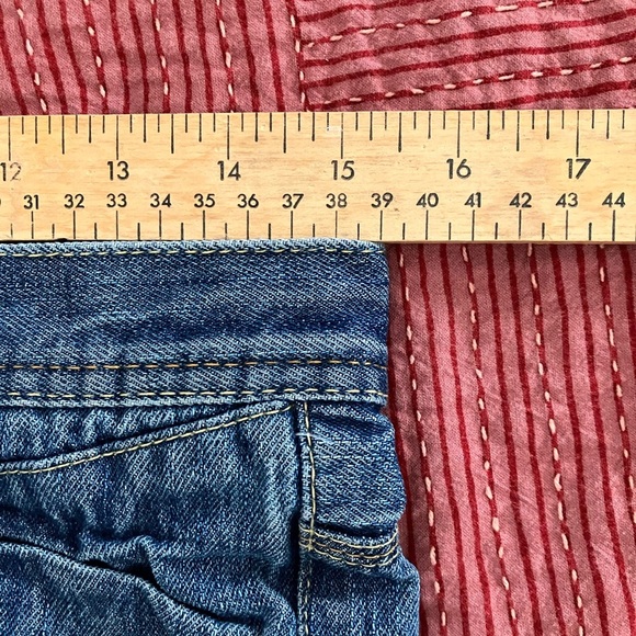 Seven7 Blue Denim Jeans waist 31” hem 31.25” W31L31 blue fade distressed pants - Picture 8 of 16